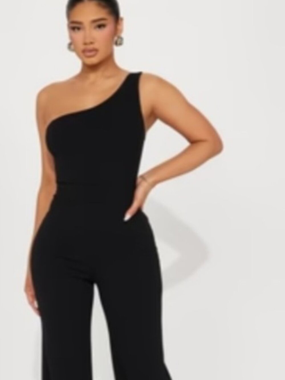 One shoulder black jumpsuit 🖤